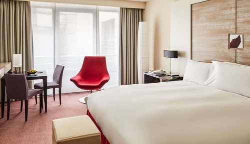 Superior Room, 1 King Bed