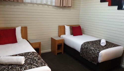 Standard Apartment, Multiple Beds, Non Smoking, Kitchenette (Walk-in Shower)