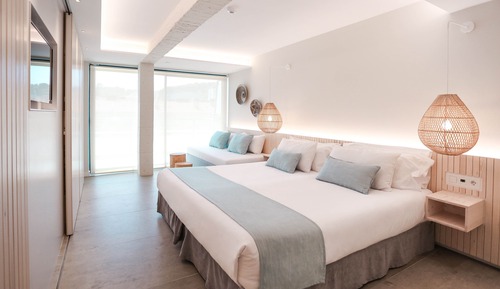 Triple Room, Pool View MEDITERRANEAN