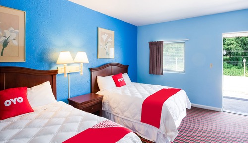 Room, 2 Queen Beds, Smoking