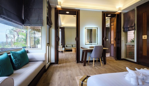 Executive Villa, 1 Bedroom, Bathtub, Mountain View