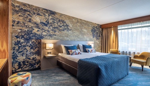 Comfort Room, 2 Twin Beds, Balcony, Garden View