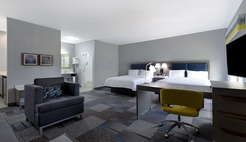 Suite, 2 Queen Beds, Non Smoking