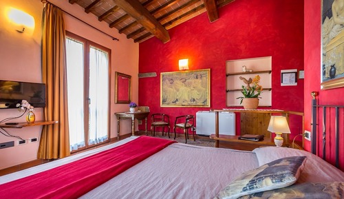 Classic Double Room