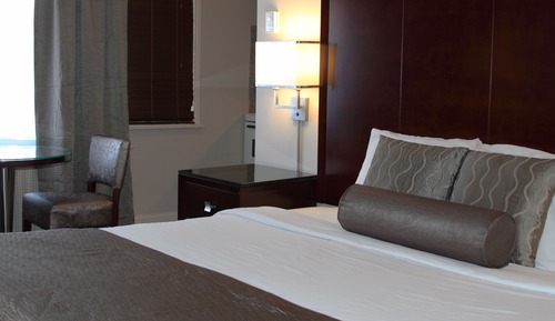 Studio, 1 King Bed