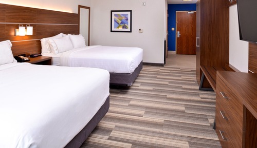 Standard Room, 2 Queen Beds, Accessible Bathtub (Communications, Mobility)