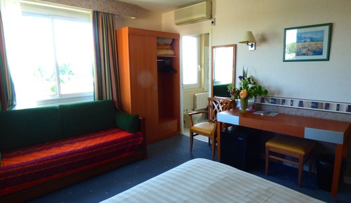 Comfort Quadruple Room
