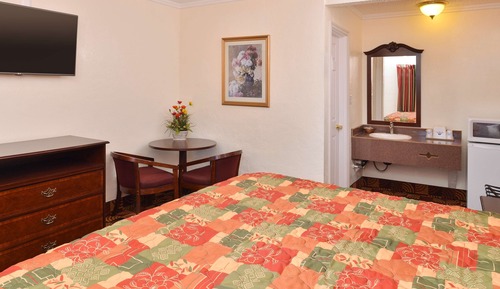 Room, 1 Queen Bed, Non Smoking