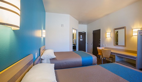 Standard Room, 2 Double Beds, Non Smoking