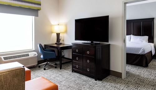King 2 Room Suite