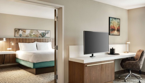 Deluxe Suite, 1 King Bed