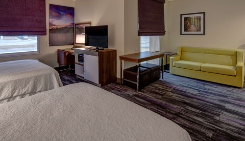 Studio, 2 Queen Beds, Accessible, Bathtub (Mobility/Hearing)