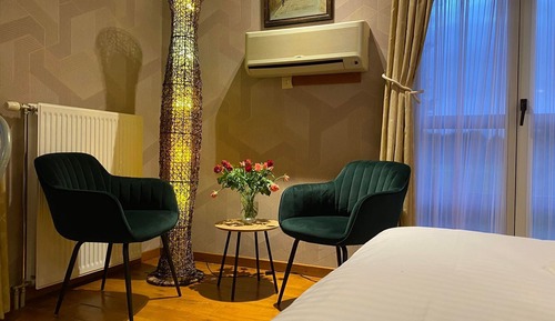 Honeymoon Double Room