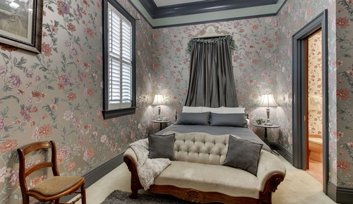 Luxury Suite, 1 King Bed with Sofa bed, River View