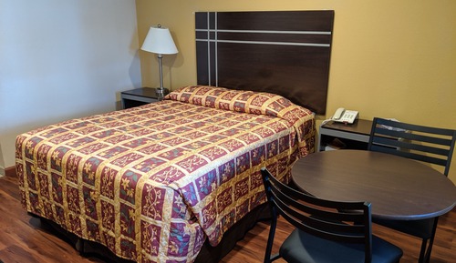 Standard Room, 1 Queen Bed, Non Smoking