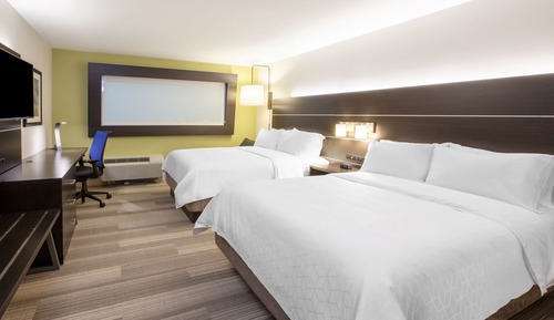 Suite, Multiple Beds (Minifridge)