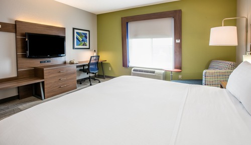 Standard Room, 1 King Bed