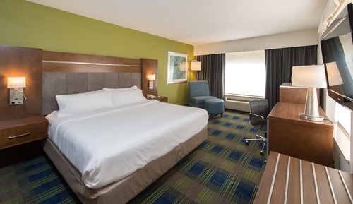Standard Room, 1 King Bed, Accessible (Hearing)