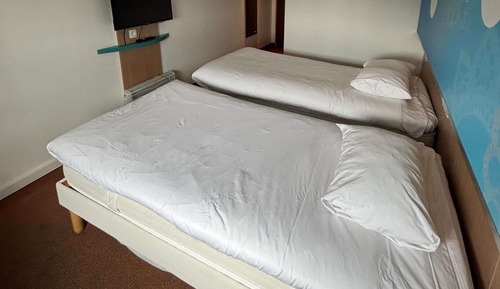 Standard Room, 2 Twin Beds