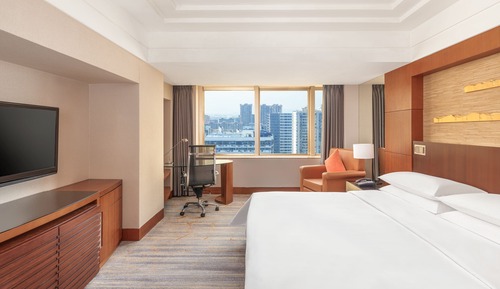 Club Room, 2 Double Beds, City View