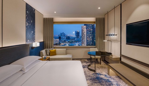 Executive Room, 1 King Bed, Business Lounge Access, River View