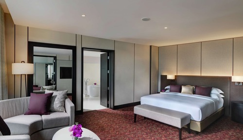 Royal Suite, 1 Bedroom, Business Lounge Access, River View