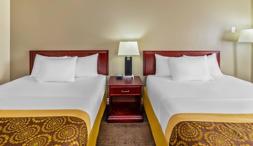 Standard Room, 2 Queen Beds, Non Smoking