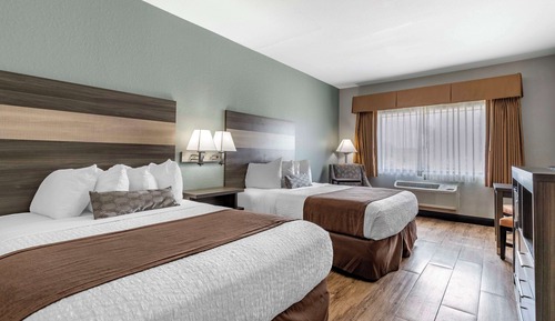 Standard Room, 2 Queen Beds, Non Smoking, Microwave