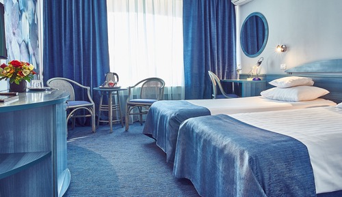 Standard Twin Room, River View