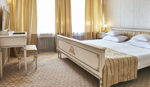 Superior Suite