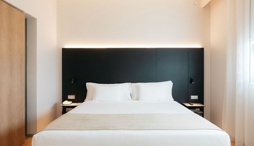 Deluxe Room (Deluxe)