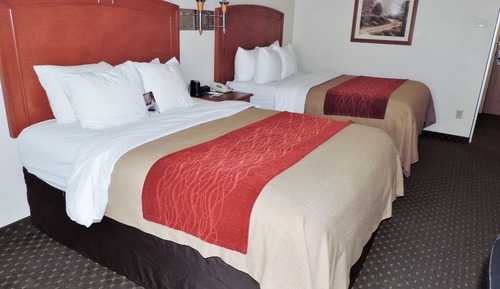 Standard Room, 2 Queen Beds, Non Smoking