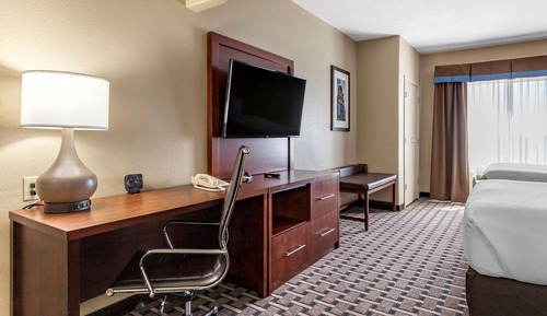 Suite, 2 Queen Beds, Accessible, Non Smoking
