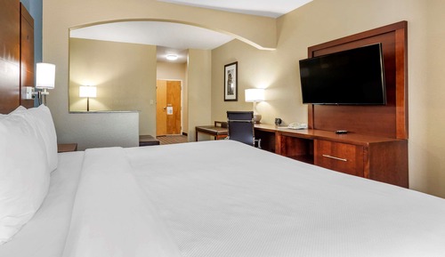 Suite, 1 King Bed, Accessible, Non Smoking