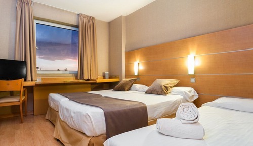 Double Room with extra bed (3 adults)