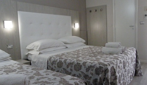 Economy Quadruple Room