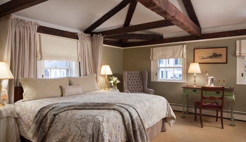 King Room (3rd Floor/No Elevator Access)