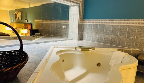 Luxury Suite, 1 King Bed