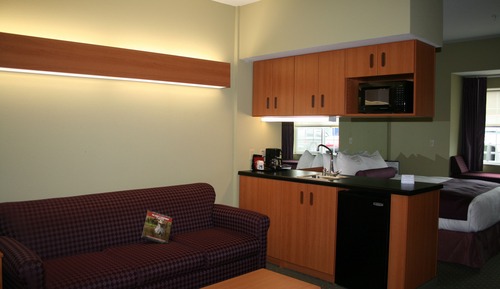 Standard Room, 1 Queen Bed, Kitchenette