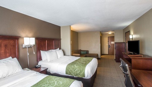 Suite, Multiple Beds, Accessible, Non Smoking