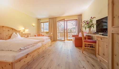 Double Room, Balcony (Large)