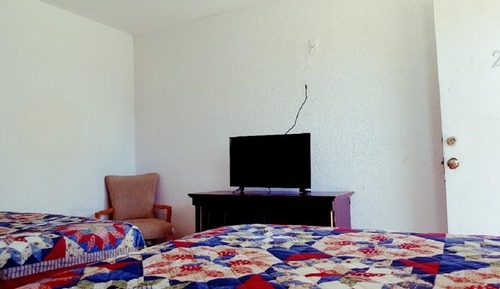 Basic Double Room, 2 Double Beds