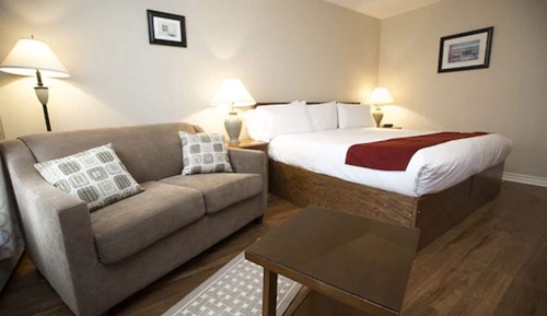 Studio, 1 King Bed, Kitchenette