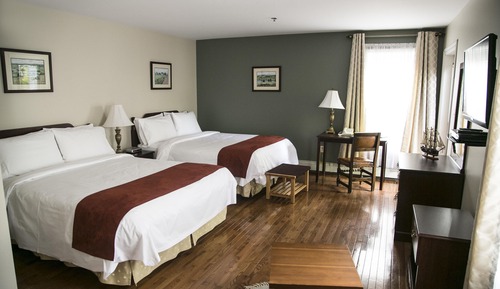 Executive Suite, 2 Queen Beds, Balcony