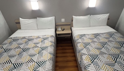 Standard Room, 2 Queen Beds, Smoking