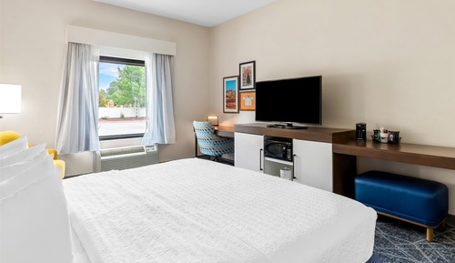 Room, 1 King Bed, Accessible