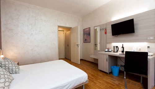 Room, 2 Bedrooms, Connecting Rooms