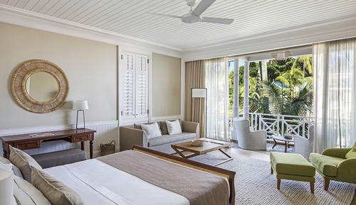 Deluxe Seaview Suite