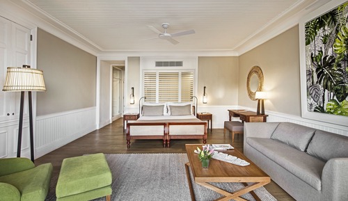 Deluxe Suite (Kids Included)