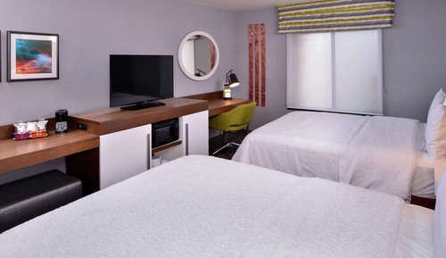 Two queen beds nonsmoking